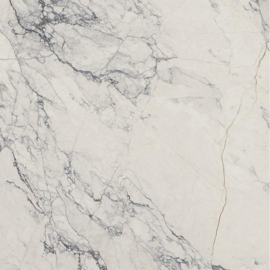 feher elegans marvany hatasu szurke erezetes padlolap jarolap fagyallo matt fenyes vilagos villa kastely burkolat greslap konyha nappali terasz 2.jpg